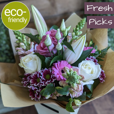 Hello - Eco-friendly contemporary bouquet delivered in Darlington - Say Hello in style with this fabulous contemporary bouquet! Delivered in Darlington or click and collect from Cockerton
