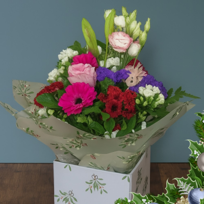 Step Into Christmas: A nostalgic bouquet of timeless festive blooms - Embrace the nostalgia of Christmas with our Step Into Christmas bouquet, a timeless classic that embodies the spirit of the season. same-day delivery or Click & Collect